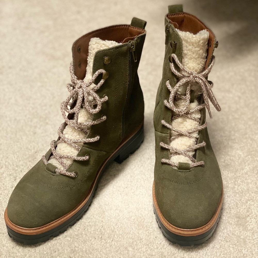 Marc Fisher Lug Sole Sherpa hikers. Olive green
